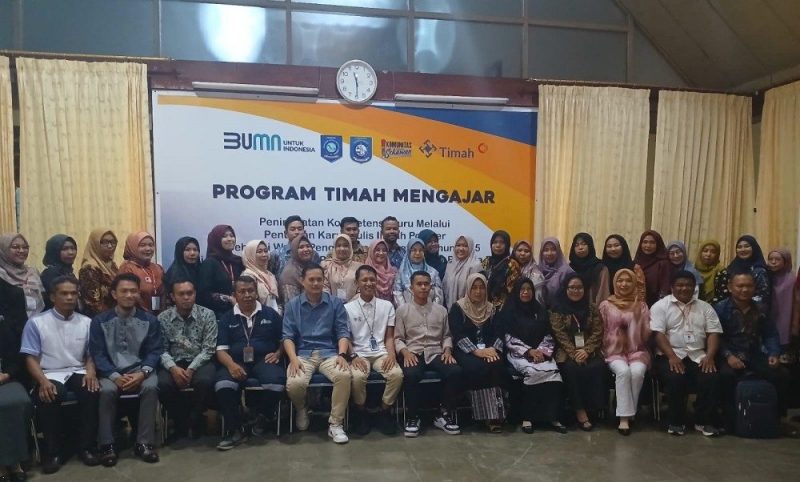 Geliatkan Literasi Melalui Penulisan Karya Ilmiah Populer, Puluhan Guru di Bangka Barat Antusias Ikuti Program Timah Mengajar. FOTO: Corporate Communication PT Timah Tbk