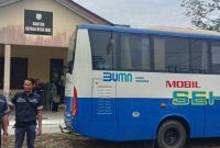 Mobil Sehat PT Timah Datangi Desa Ibul, Ratusan Warga Antusias Bisa Berobat Gratis dan Lebih Dekat . FOTO: Corporate Communication PT Timah Tbk