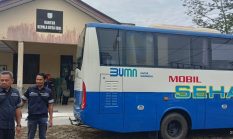 Mobil Sehat PT Timah Datangi Desa Ibul, Ratusan Warga Antusias Bisa Berobat Gratis dan Lebih Dekat