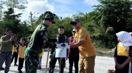 Peringati Hari Lingkungan Hidup, PT Karimun Granite Tanam Pohon dan Bersihkan Sampah Plastik