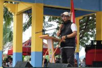Bupati Karimun Iskandarsyah menghadiri launching Sistem Informasi Desa Telaga Tujuh Kecamatan Durai. FOTO: Bagian Protokol dan Komunikasi Pimpinan. 