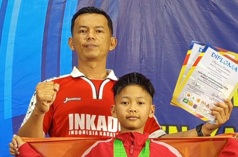 Siswa SDIT Cendekia Karimun Raih Medali Emas di Kejuaraan Karate Internasional di Malaysia. FOTO: Istimewa