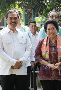 Ribuan Klien BAPAS Serentak Lakukan Aksi Sosial, Wujud Kesiapan Implementasi Pidana Alternatif