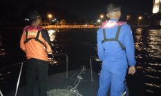 Kapal Pembawa Kayu Tenggelam di Perairan Karimun, Tiga Orang Selamat Usai Terombang Ambing di Laut