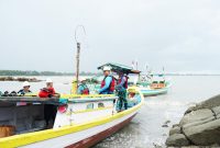 Laut Lestari, Bisnis Berkelanjutan: Ini Strategi PT Timah Jaga Ekosistem Laut dengan Aritificial Reef . Corporate Communication PT Timah Tbk