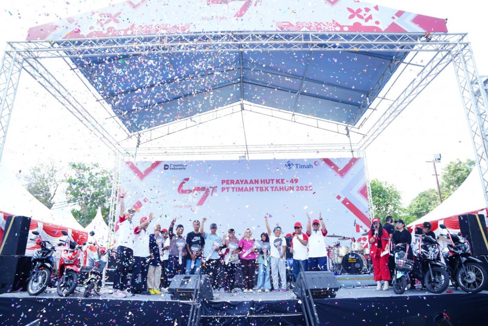Terima Hadiah Motor Dalam HUT ke-49 PT Timah di Kundur, Siti Hajar: Ini Rezeki Anak Saya. FOTO: Property of PT Timah Tbk