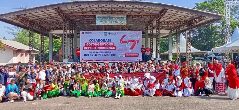 PT Timah dan Pemda Belitung Kolaborasi Jaga Kebersihan Destinasi Wisata Pantai Nyiur Melambai 