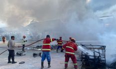 Wahana Bermain Anak di Coastal Area Karimun Terbakar, Puluhan Sepeda Elektrik Hangus
