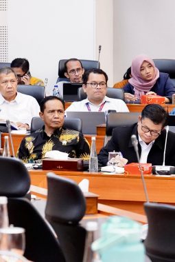 Rapat Bersama Badan Anggaran DPR RI, Sekjen Kementerian ATR/BPN Optimis Ada Peningkatan PNBP pada 2026