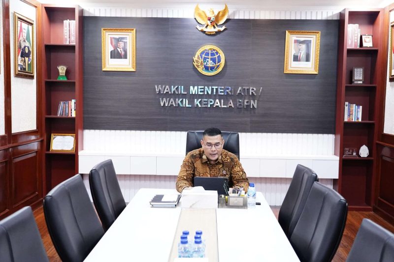 Buka Kuliah Umum PPTR, Wamen Ossy Tekankan Tata Kelola Agraria serta Tata Ruang yang Adil dan Berkelanjutan. FOTO: Biro Humas Kementerian ATR/BPN