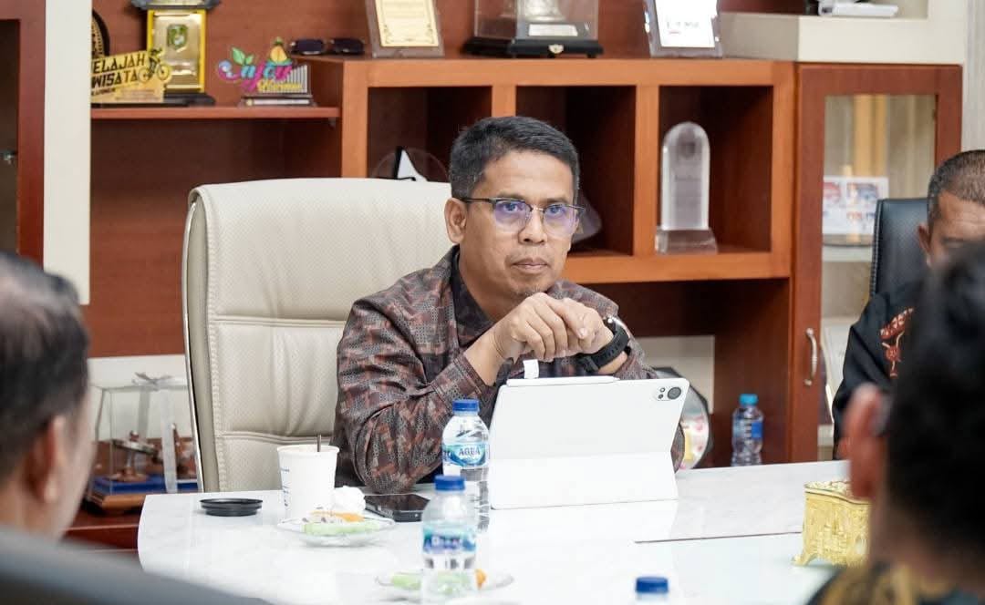 Bupati Karimun Iskandarsyah. FOTO: Forkopim Karimun