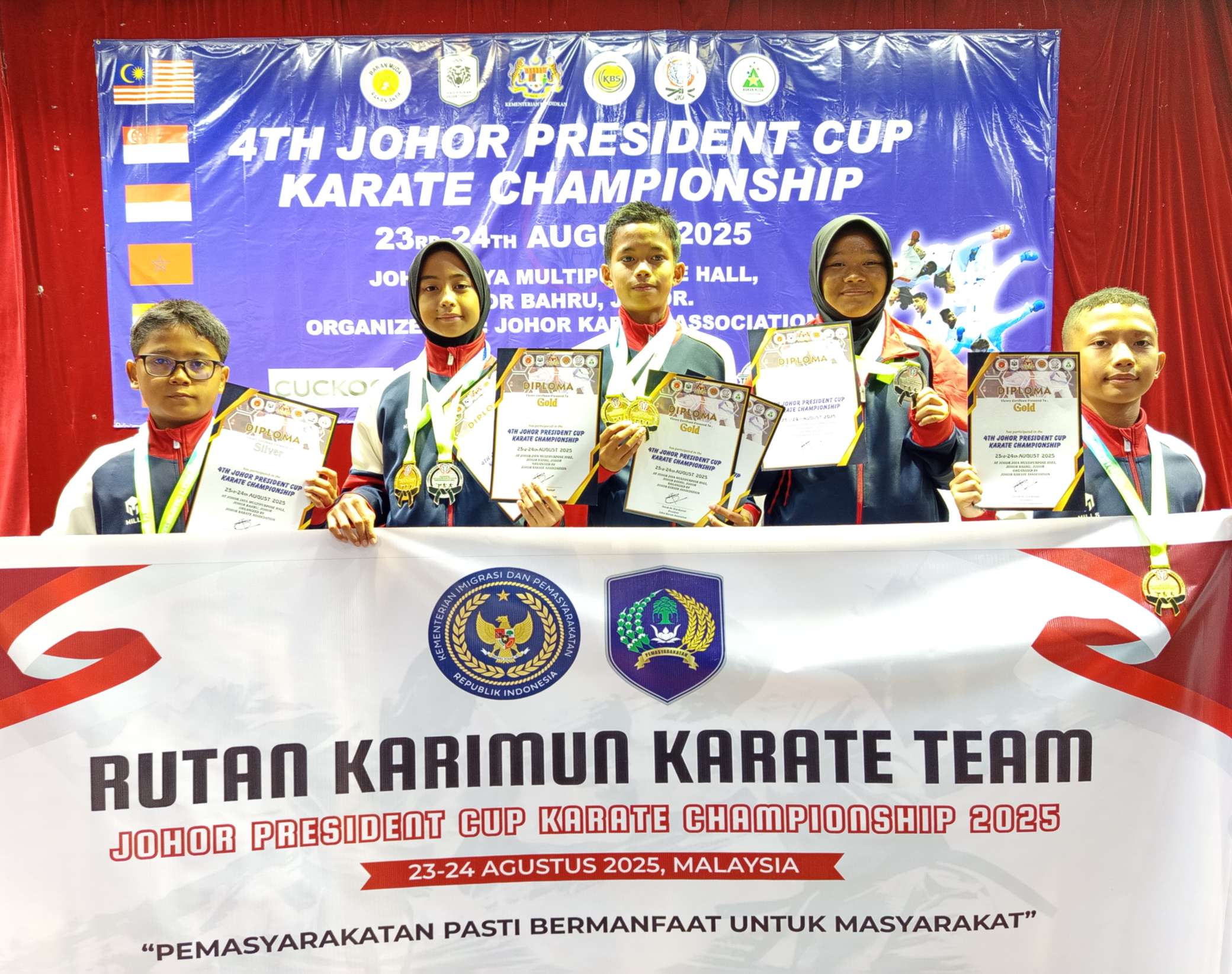 Karateka Binaan Rutan Karimun Sumbang 4 Emas dan 3 Perak di Kejuaraan Internasional Malaysia.