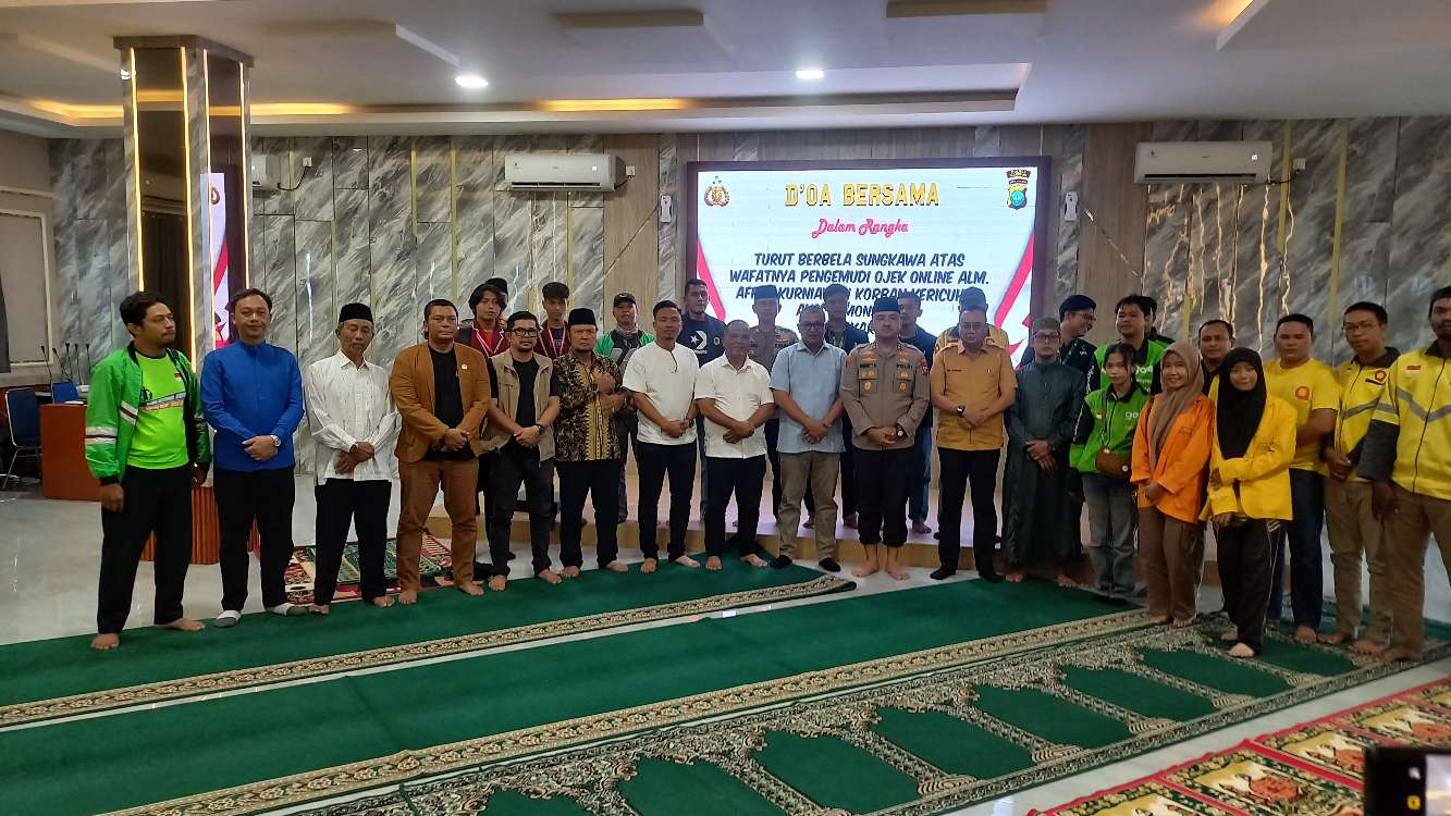 Polres Karimun dan Komunitas Ojol Gelar Doa Bersama untuk Almarhum Affan 