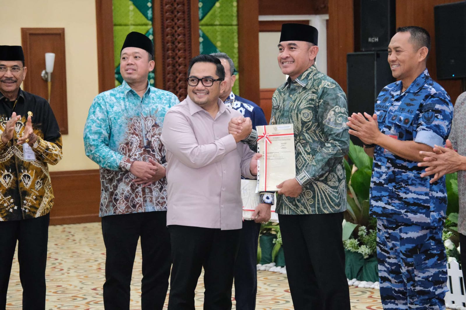 Ketua Komisi II DPR RI Apresiasi Langkah Konkret Kementerian ATR/BPN Berikan Kepastian Hak Atas Tanah Ulayat di Kalimantan Selatan