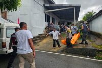 Pria Lansia Ditemukan Meninggal Dunia di Kamar Mandi Rumahnya di Meral Kota