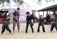 Keseruan anak-anak panti asuhan mengikuti rangkaian lomba Keceriaan Agustus dalam Project Bahagia Ini Karimun Bisa. FOTO: Ari/Inikarimun