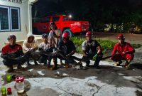 Ular Sanca Sepanjang 5 Meter Satroni Rumah Warga Pukul 3 Dini Hari