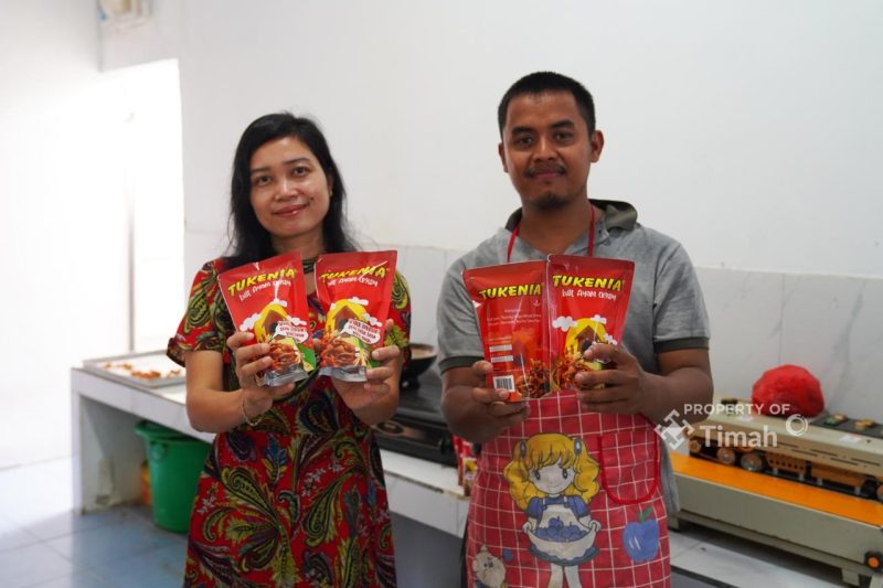Bangkit di Tengah Pandemi, Nia Sukses Kembangkan Camilan Kulit Ayam 'Tukenia' Berkat Dukungan PT Timah Tbk