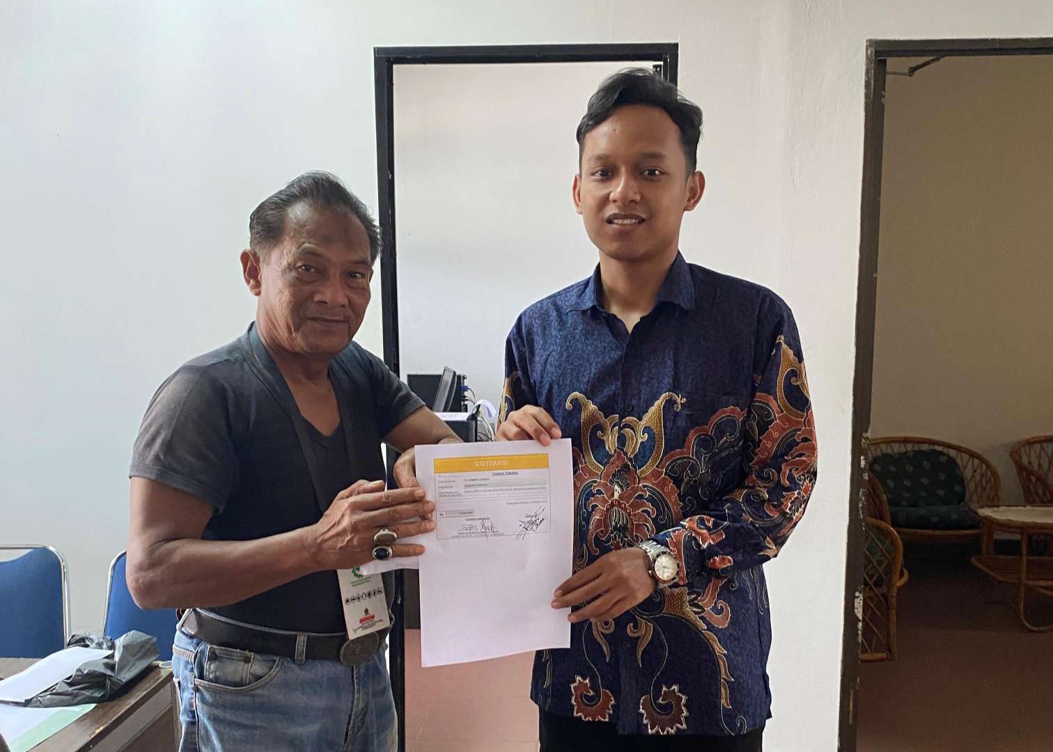 PT Karimun Granite Salurkan Bantuan PPM untuk Pendidikan, Kesehatan, dan Keagamaan