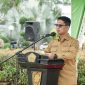 Bupati Karimun Iskandarsyah Memimpin Upacara Hari Jadi Otonomi Daerah Karimun ke-26. FOTO: Rian/Prokopim