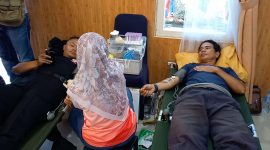 Ratusan Warga Karimun Antusias Ikuti Donor Darah dan Pemeriksaan Kesehatan Gratis di Lanal TNI AL