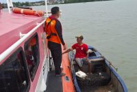 Basarnas Tanjungpinang Selamatkan Kapal Nelayan Terombang-ambing di Perairan Dompak