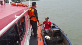Basarnas Tanjungpinang Selamatkan Kapal Nelayan Terombang-ambing di Perairan Dompak