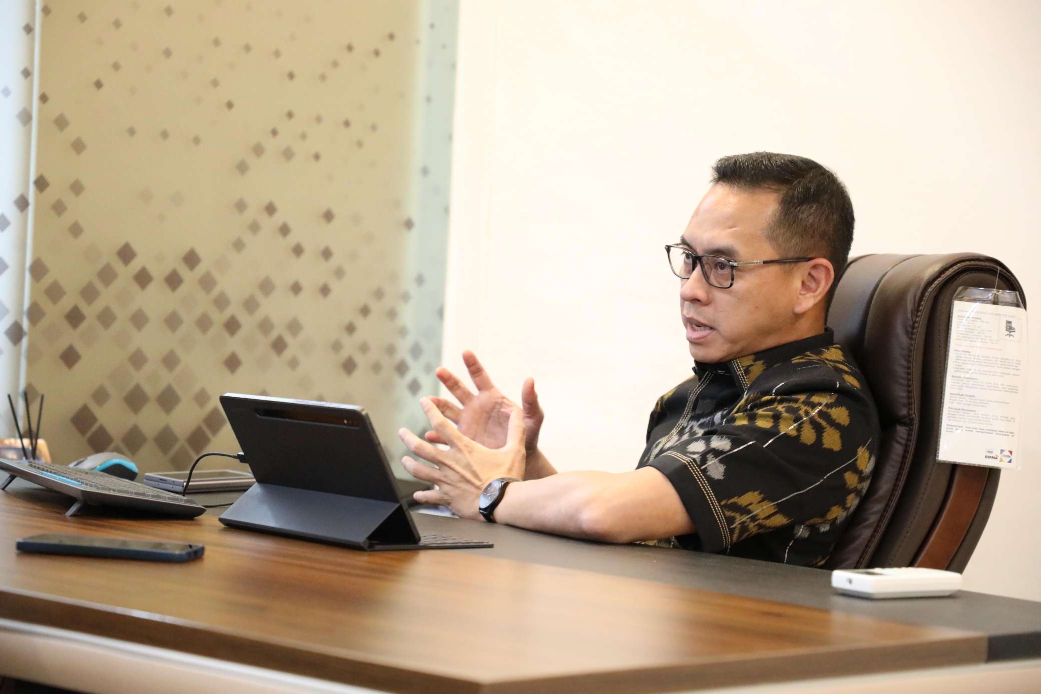 Kunjungan Perdana ke Papua, Menteri Nusron akan Sosialisasikan Pendaftaran Tanah Ulayat dan Serahkan Sertipikat Rumah Ibadah