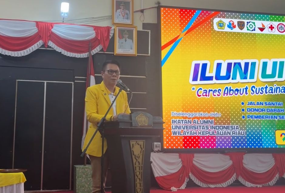 dr Afdhalun dalam seminar kesehatan Iluni UI Wilayah Kepri, Sabtu lalu.