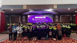 123 Lansia di Karimun Diwisuda, Peserta Tertua Berusia 82 Tahun