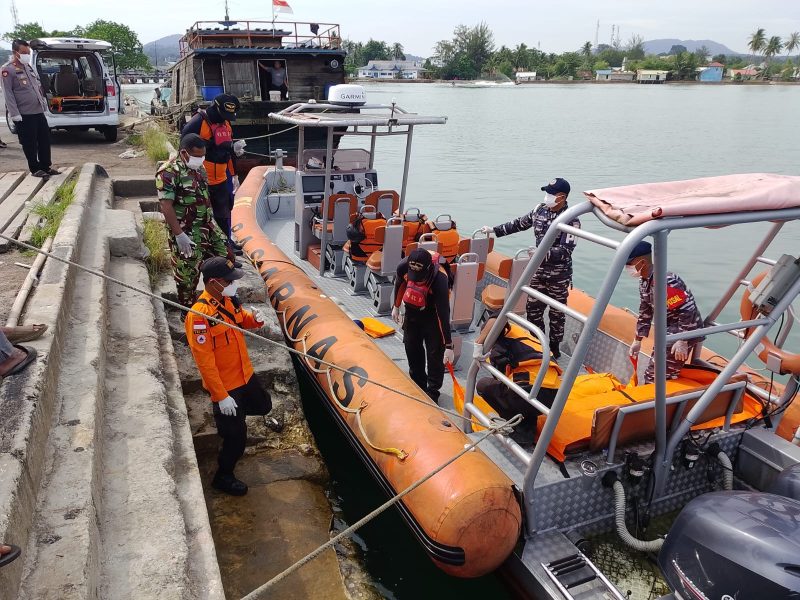 Mayat Pria Tanpa Busana Ditemukan di Pulau Lalang Lingga. DOK SAR Tanjungpinang