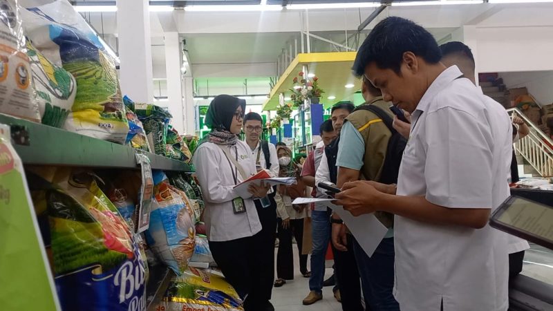 Bapanas dan Polda Kepri Turun ke Pasar, Pastikan Beras Tak Dijual di Atas HET 