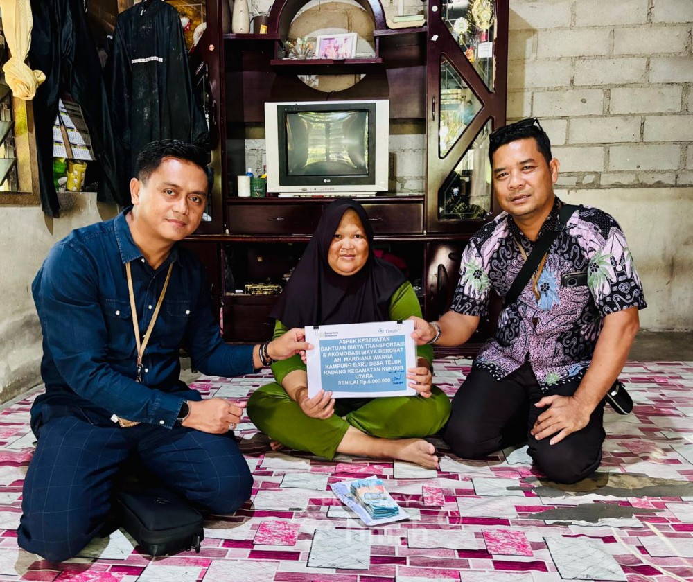 PT TIMAH Tbk Ringankan Beban Biaya Pengobatan Warga Teluk Radang