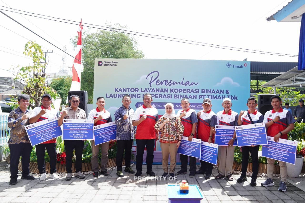 PT TIMAH Tbk Serahkan Bantuan Pembinaan kepada Puluhan Koperasi di Provinsi Kepulauan Bangka Belitung 