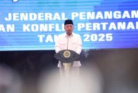 Menteri Nusron Berikan Penghargaan kepada 74 Pihak yang Berperan dalam Pencegahan Tindak Pidana Pertanahan Tahun 2025