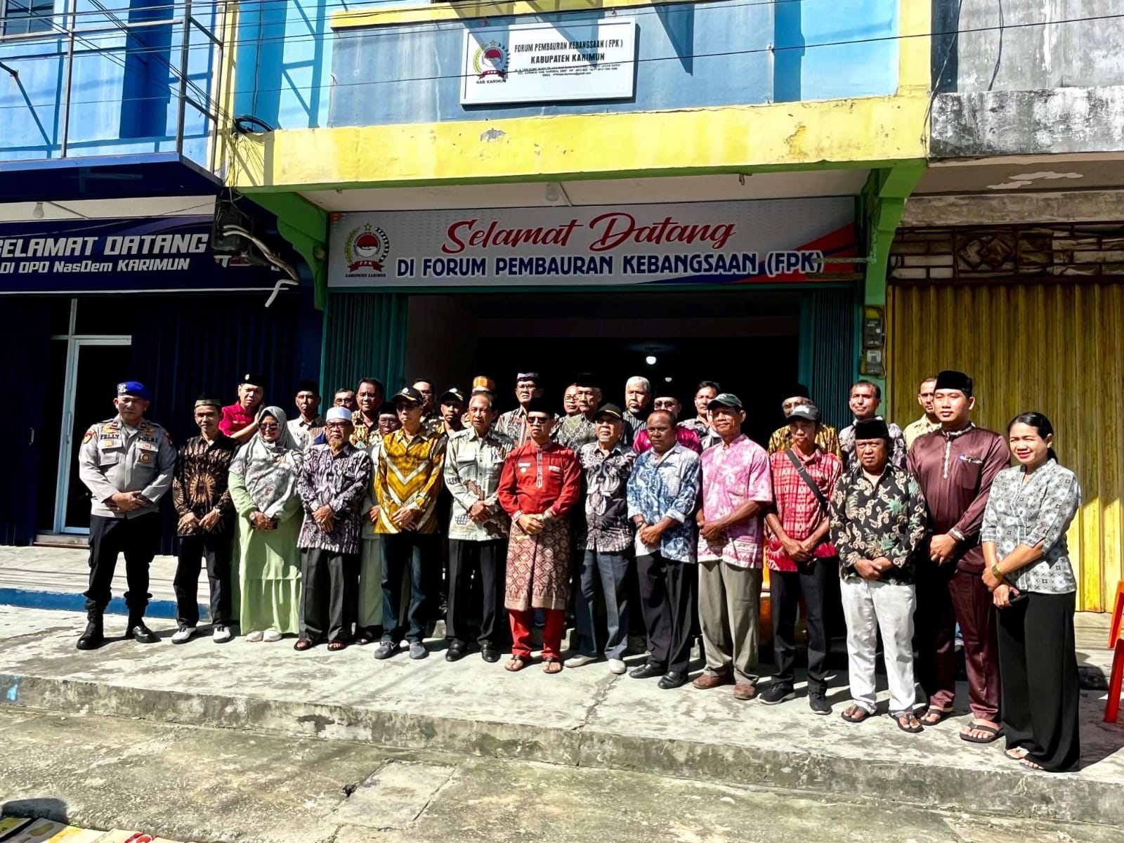 Bupati Resmikan Sekretariat FPK, Wadah Kolaborasi 26 Suku di Karimun