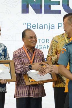 Serap 96% Anggaran Menggunakan Produk Dalam Negeri, Serap 96% Anggaran Menggunakan Produk Dalam Negeri, Kementerian ATR/BPN Raih Peringkat 3 P2DN dari Kemenperin