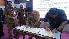 Kerja Sama dengan BPJS, Pemkab Karimun Dorong Perlindungan Kesehatan dan Tenaga Kerja. FOTO: ist/kepriheadline.id