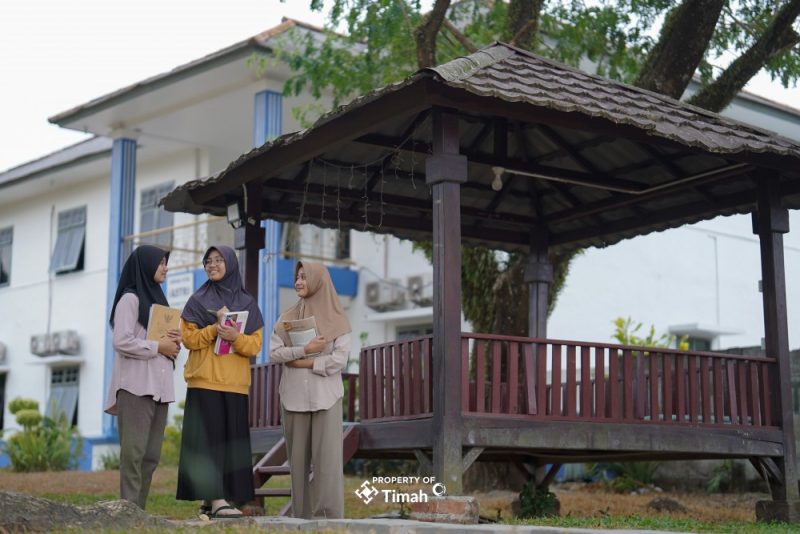 PT TIMAH Tbk memperkuat dukungan di sektor pendidikan melalui beasiswa, sarana sekolah, pendidikan disabilitas, dan program magang guna meningkatkan kualitas SDM menuju Indonesia Emas 2045. FOTO: HUMAS PT TIMAH