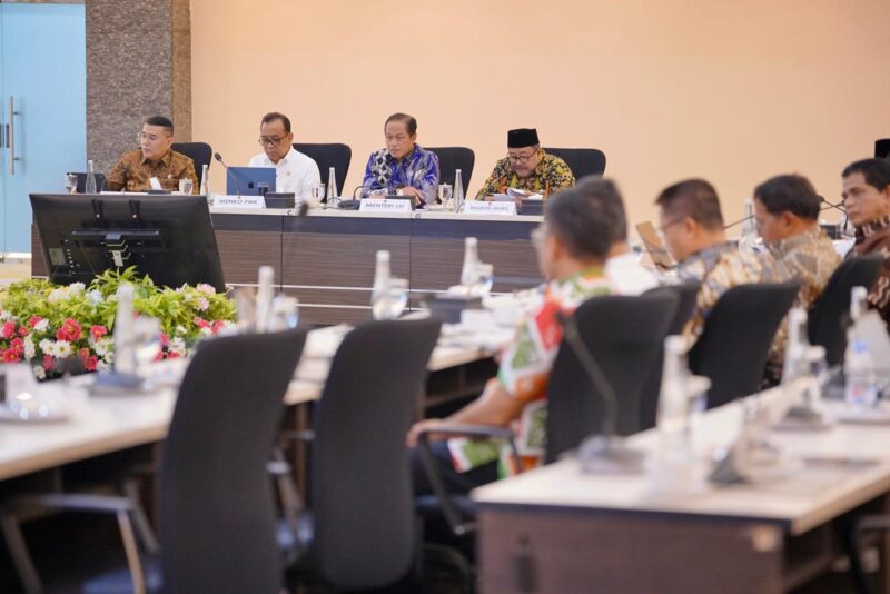 Wamen ATR Ossy Dorong Revisi Perpres RTR Jabodetabek–Punjur untuk Perkuat Mitigasi Bencana. FOTO: BIRO HUMAS KEMENTERIAN ATR/BPN