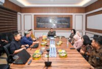 Wamen ATR/BPN Tinjau Dua Kantor Pertanahan di Sumut, Pantau Kesiapan WBBM hingga Serahkan Sertipikat. FOTO: BIRO HUMAS KEMENTERIAN ATR/BPN