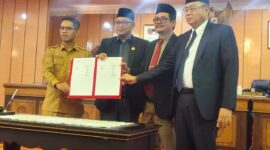 Perda Kabupaten Layak Anak resmi disahkan DPRD Karimun. FOTO: ISTIMEWA/KEPRIHEADLINE.ID