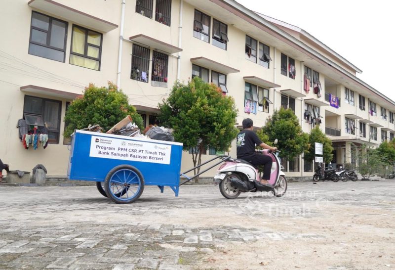 PT Timah Perkuat Pengelolaan Sampah Berbasis Masyarakat, Dukung Bank Sampah di Bangka Belitung. FOTO: BIDANG CORCOM PT TIMAH TBK