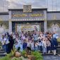 Foto bersama anggota komunitas buka buku dan TNI AL.