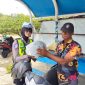 Operasi Keselamatan Seligi 2026, Satlantas Polres Karimun Bagikan Helm SNI kepada Pengemudi Ojek