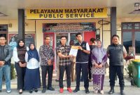 Polsek Tebing menyerahkan kasus prostitusi online ke Dinsos Karimun untuk kemudian diserahkan ke Yayasan