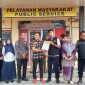 Polsek Tebing menyerahkan kasus prostitusi online ke Dinsos Karimun untuk kemudian diserahkan ke Yayasan