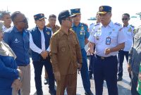 Pastikan Layanan dan Keamanan Berjalan Baik, Bupati Karimun Tinjau Arus Keberangkatan Pemudik di Sejumlah Pelabuhan