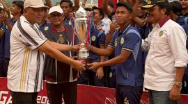 Gubernur Ansar Siap Gandeng Perusahaan Besar untuk Perkuat Pembinaan Sepak Bola Kepri