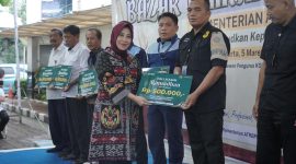 Kementerian ATR/BPN Salurkan Santunan kepada Pegawai dalam Bazar Ramadan 1447 H